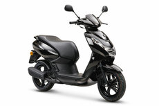 Peugeot Kisbee S in diverse kleuren